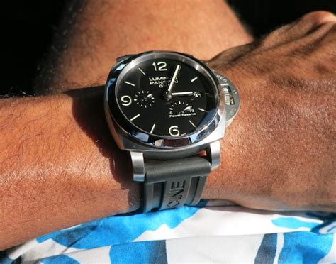 panerai pam 321 review.